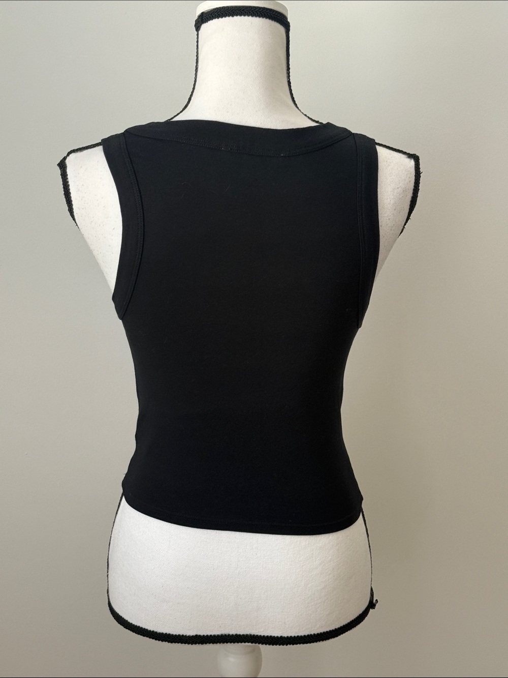 Express Women’s Black Mesh Yoke Sleeveless Tank Top - Picture 3 of 9